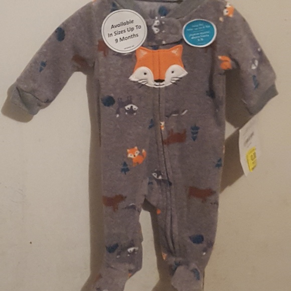 Baby sleep in  play - Picture 3 of 5